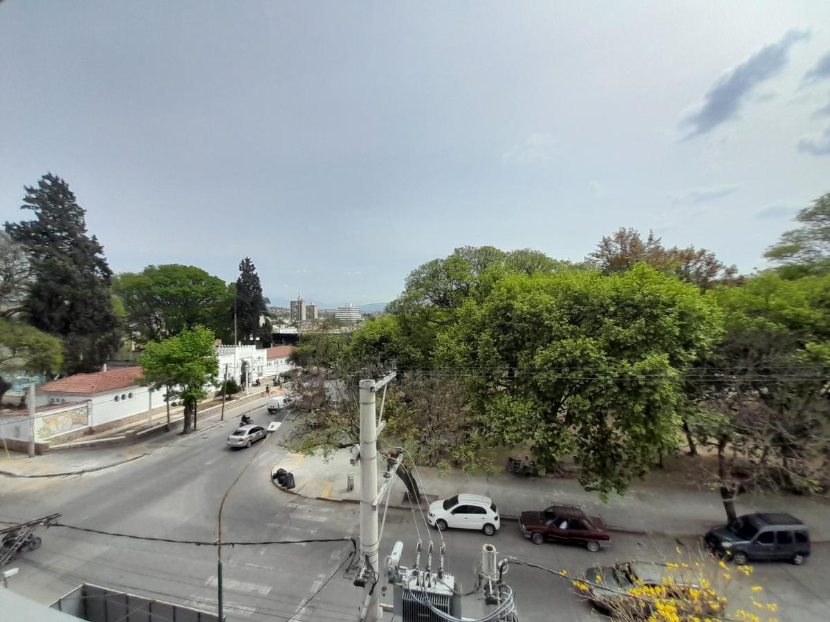 Departamento Centrico Plaza Alvarado Con Cochera Salta Exterior photo